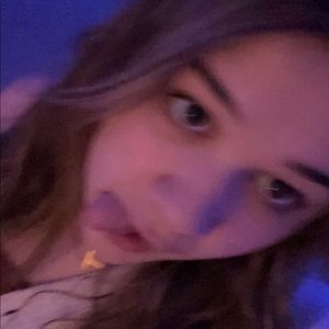 Meet your Posher, Isabella